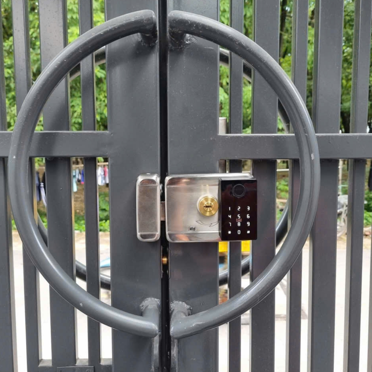 KHÓA CỬA CỔNG INOX304 TLGA105 TTlock