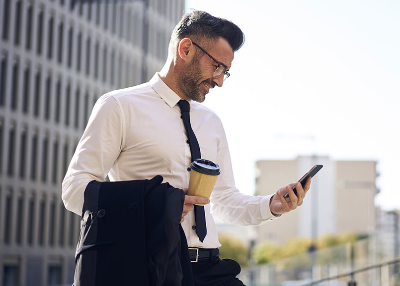 Giám sát nhà từ xa bằng Smartliving